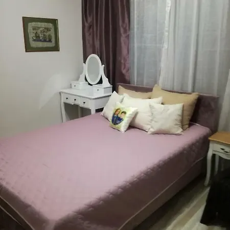 Апартамент Нина Apartment *